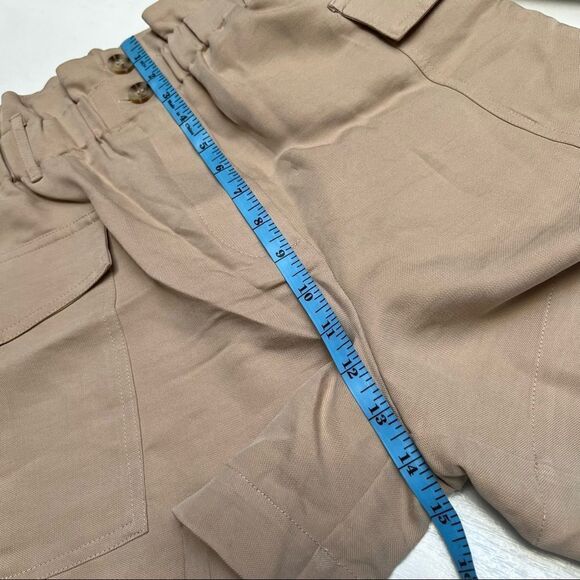 LULUS Paperbag Waist Cargo Shorts In Khaki Small - Picture 7 of 12